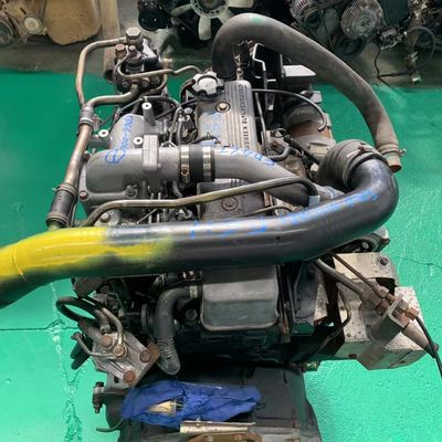 Un buen precio. 180 Lb-Ft Nissan FD46T Motor diésel Diseño de árbol de resorte superior usado en línea