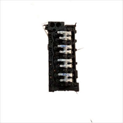 Capa de la cabeza del cilindro Isuzu 4HK1T personalizada para el año 2004-2006 y el código del motor