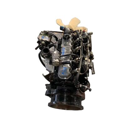 Un buen precio. Venta directa de fábrica C240 coche usado I Suzu motor diesel para el uso minibús en línea