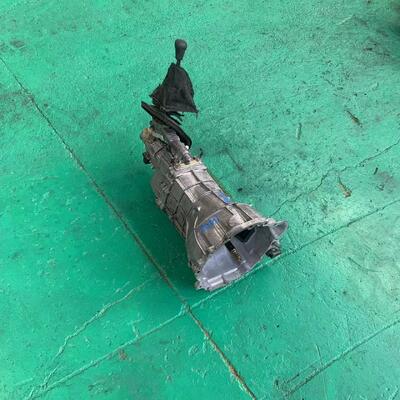 Un buen precio. Excelente Producto Caja de cambios usada 4JB1T 2WD 4WD para Isuzu Pickup en línea