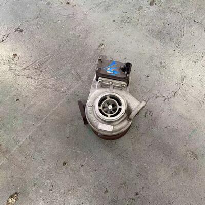Un buen precio. Venta al por mayor de segunda mano 6HK1 motor diesel de bloque largo piezas de repuesto de automóviles turbocompresor usado en línea